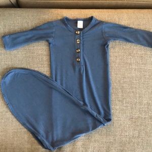 Lou Lou & Co. ‘Dean’ newborn knotted gown